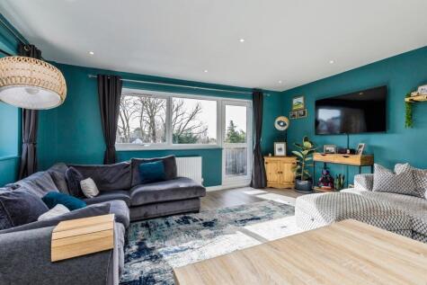 North Parade, Horsham