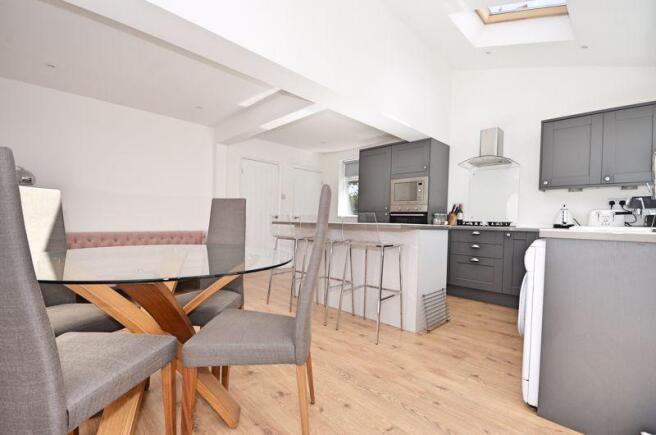 Kitchen/Living...
