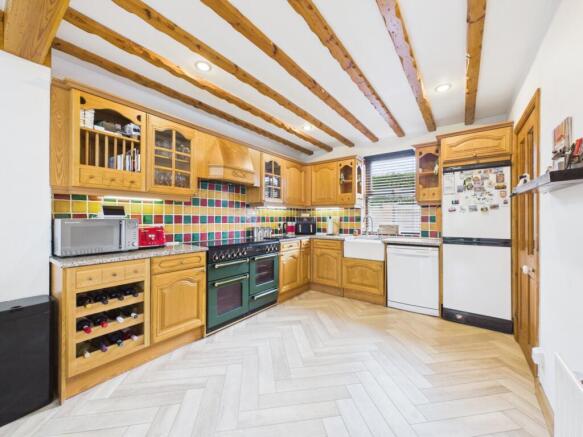 3 bed Detached for sale Image 5