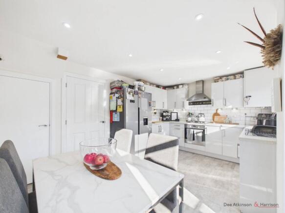 Kitchen/Dining Room