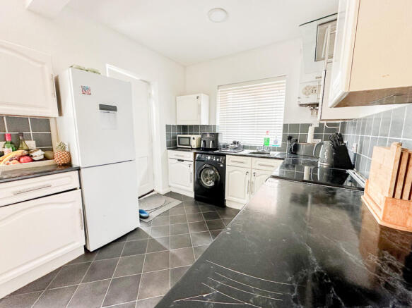 Kitchen 1