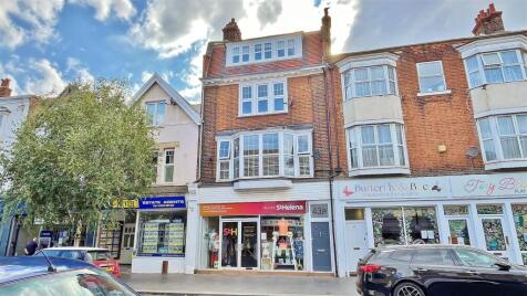 Connaught Avenue, Frinton-on-Sea, Essex