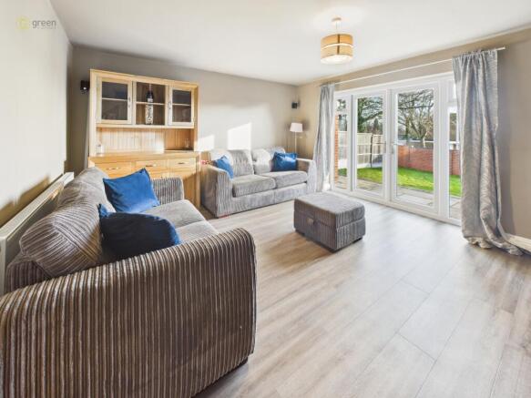 cam04425g0pr0346still007