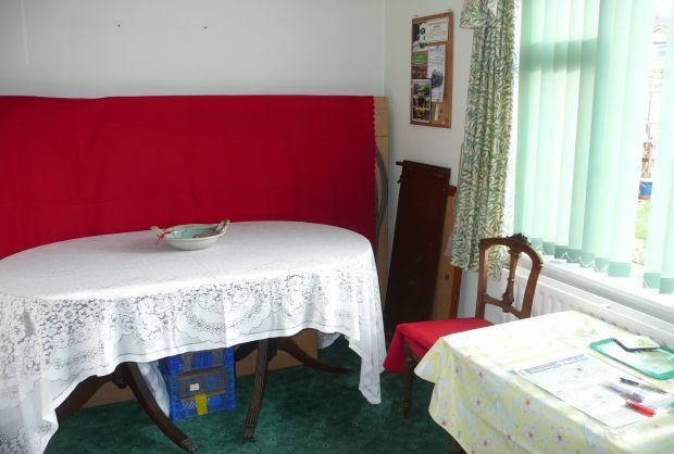 DINING ROOM/BEDROOM
