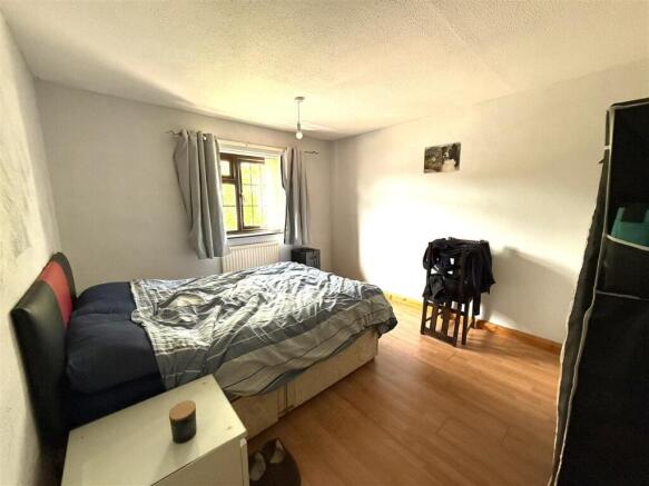 21 WMC BED 1.jpeg