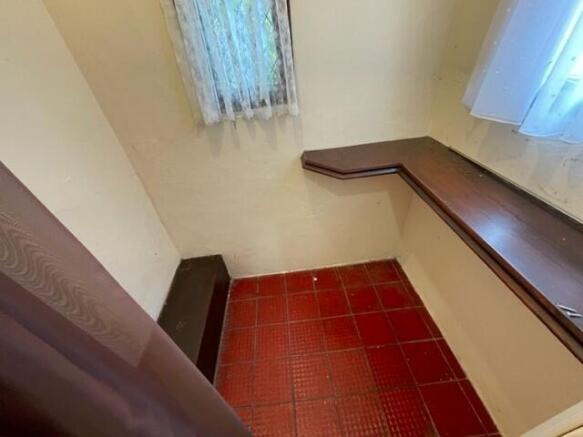 2 bed Town House to rent Image 5
