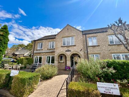 Flat 2, Bredon Court, Station Road, Broadway, WR12 7DL