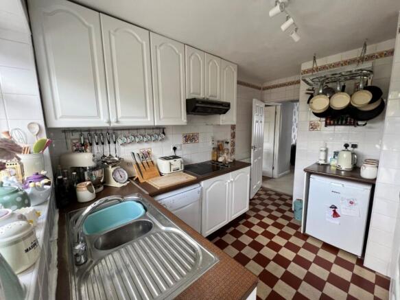 Photo 8