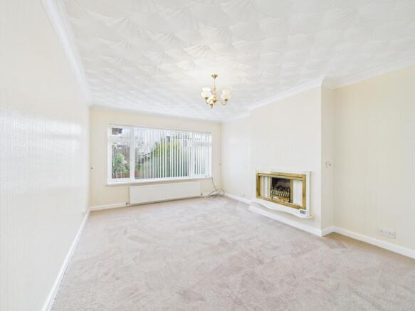 CAM02093G0-PR0066-STILL017