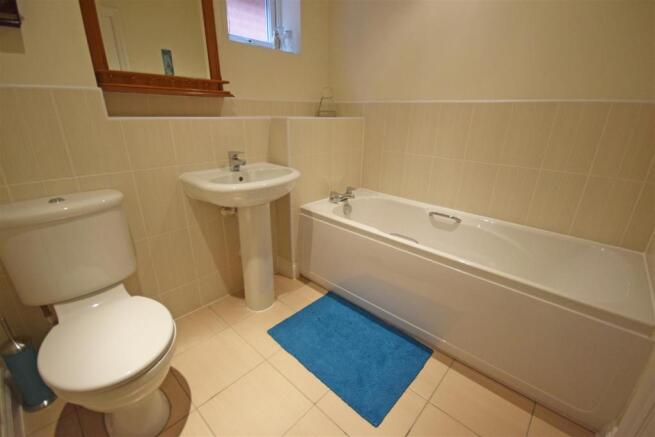 Bathroom2.jpg