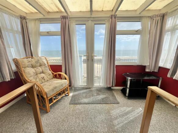 SITTING AREA