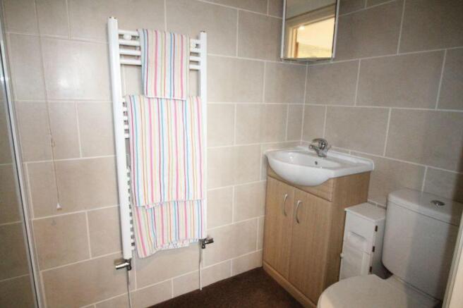 EN SUITE