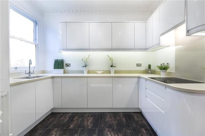 Nw3: Kitchen