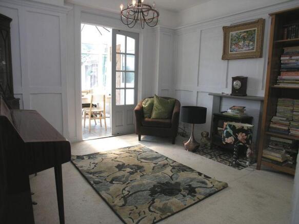 Photo 11