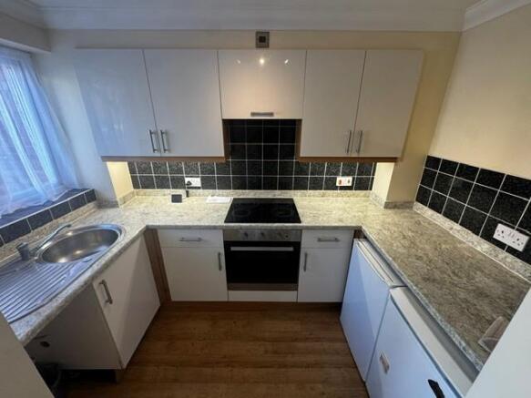 52 OVERCOMBE NEW KITCHEN.jpg