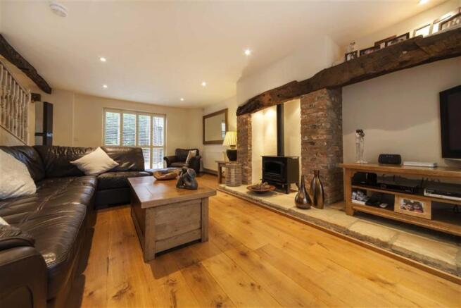 SITTING ROOM