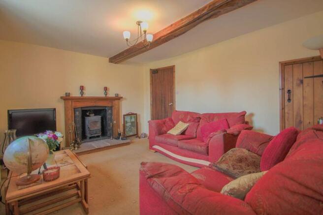 7 bed Detached for sale Image 6