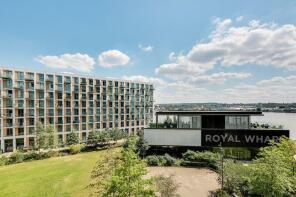 8, 18 Flagship House, Royal Crest Avenue, Silvertown, London E16 2PR