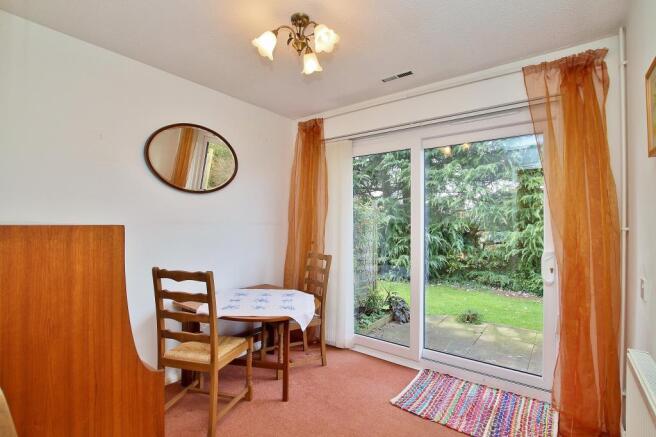 Bedroom/dining room