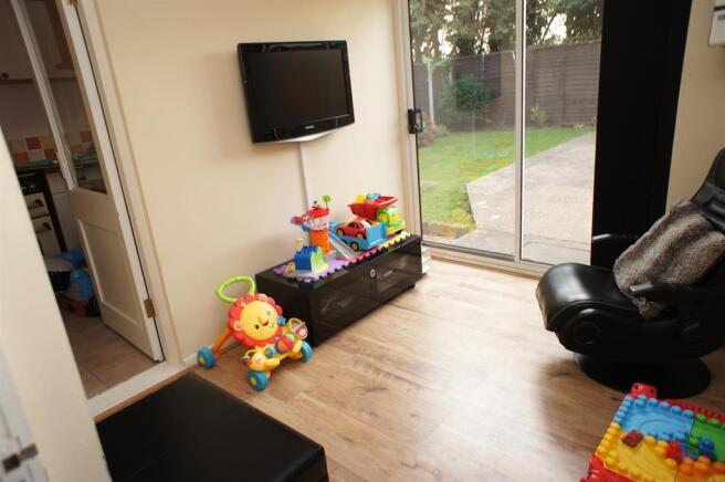 Extended play room/reception room