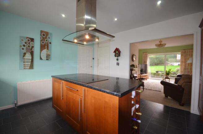 Kitchen Diner (2)