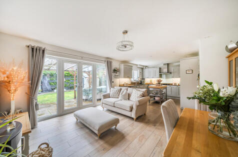 Egley Drive, Woking, Surrey, GU22