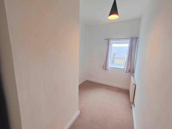 2 bed Terraced for sale Image 12