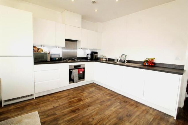 kitchen e.jpg