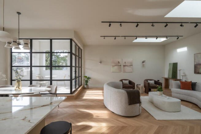 332771 - 2ColliersHouse_HighRes-16.jpg