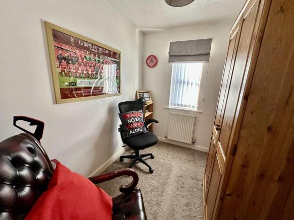 3 bed Semi-Detached for sale Image 9