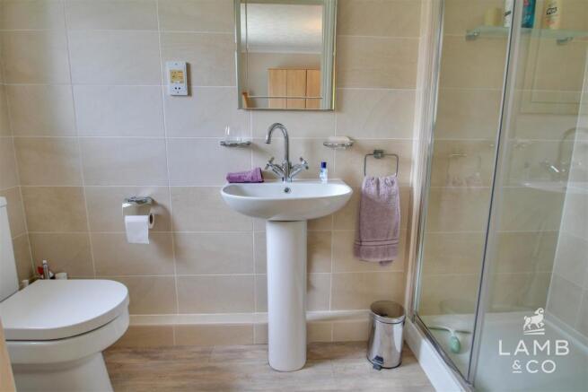 EN-SUITE: