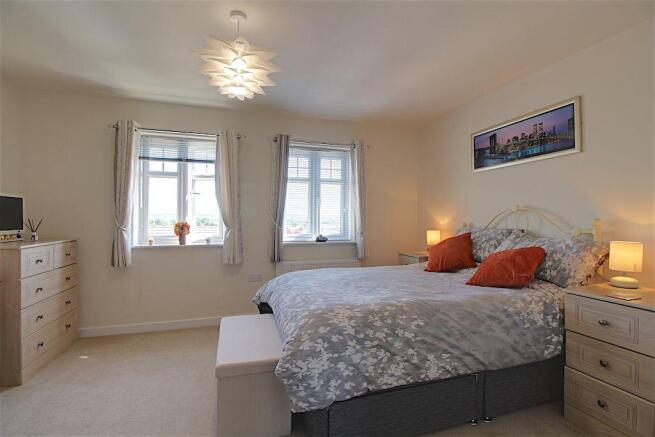 Bedroom 2 (Double)