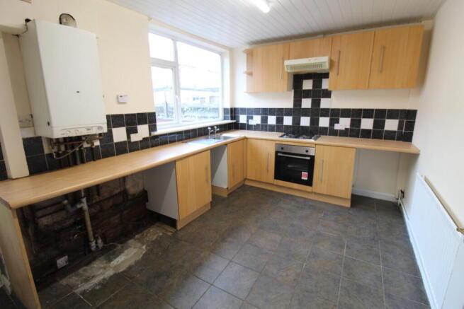 2 bed Terraced to rent Image 4