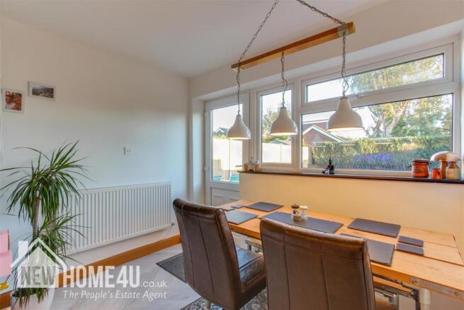 DINING ROOM:
