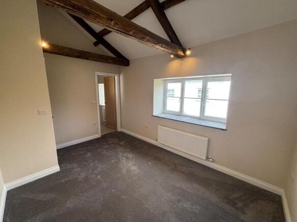 3 bed End of Terrace to rent Image 9