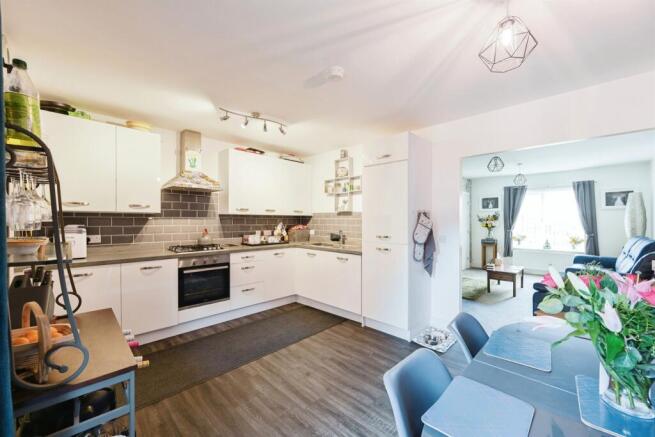 Kitchen Diner: