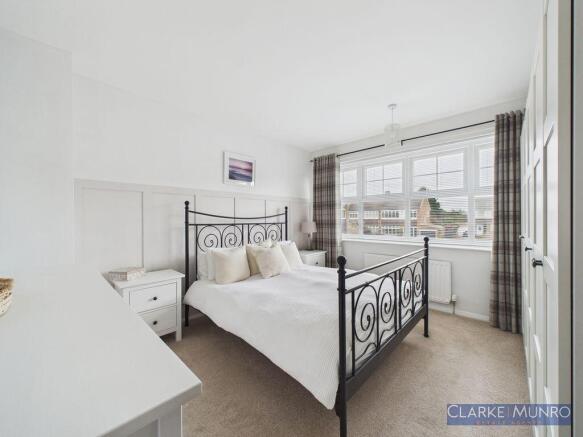 3 bed Semi-Detached for sale Image 10