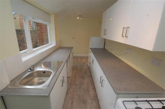 3 bed Terraced for sale Image 4