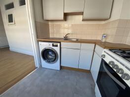 Flat 1, 20, Selsdon Road, South Croydon CR2 6PA