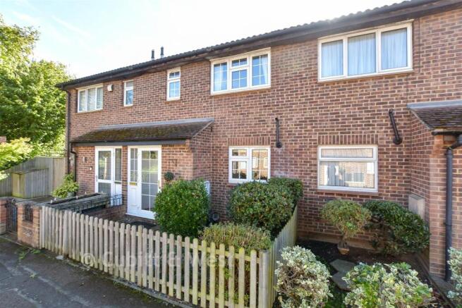 3-bed terraced on Mariette Way, Wallington, Surrey, £425,000