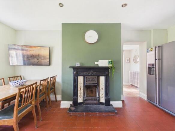 3 bed Semi-Detached for sale Image 7