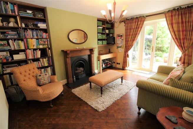 sitting room.jpg