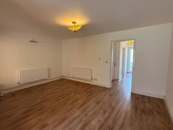 Beechwood Avenue, Potters Bar, EN6 photo 5