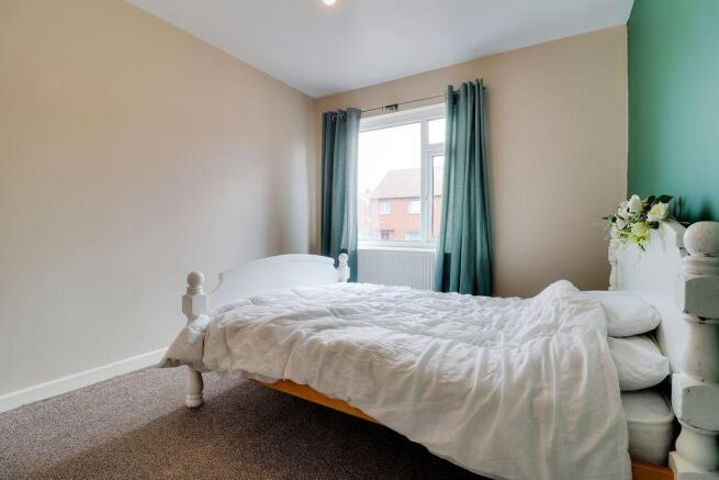 Bedroom 1 (Double)