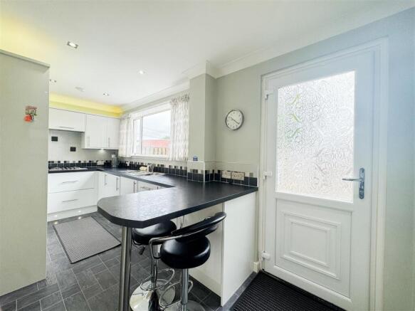 Kitchen diner