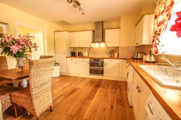 Kitchen/Breakfast