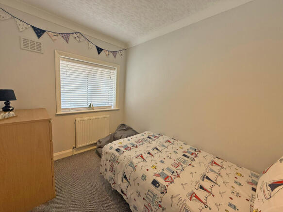 3 bed Semi-Detached for sale Image 10