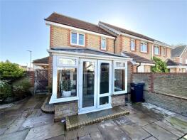 15, Axbridge Close, Burnham-on-sea TA8 2FA