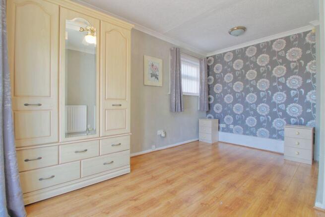 Bedroom 1 (Double)