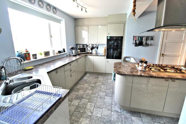 KITCHEN VIEW 1